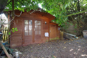 Rear External- click for photo gallery